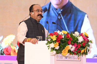 रायपुर : नगर सुराज संगम : उप मुख्यमंत्री श्री अरुण साव ने नगर पालिकाओं और नगर पंचायतों के अध्यक्षों को समझाया स्वच्छ, सुंदर और सुविधापूर्ण शहर का रोडमैप