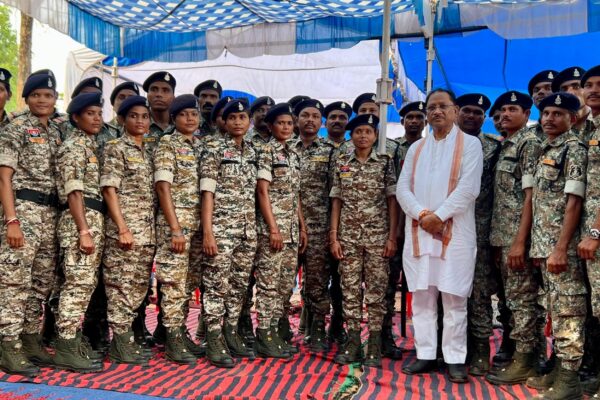 रायपुर : गलगम पहुंचे मुख्यमंत्री श्री विष्णु देव साय, जवानों का हौसला बढ़ाया…
