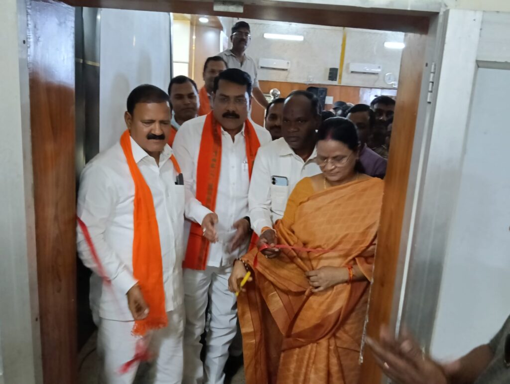 आपातकाल की 50वीं वर्षगांठ पर भाजपा कोरबा ने संगोष्ठी व प्रदर्शनी आयोजित कर लोकतंत्र के रक्षकों को किया सम्मानित