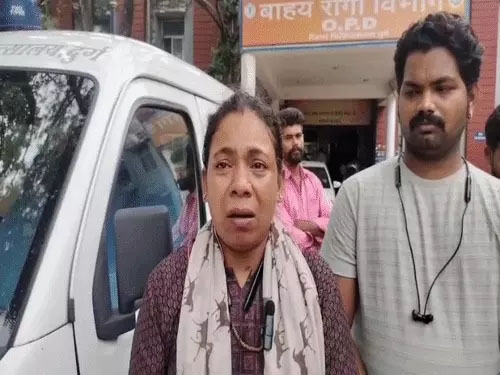 अस्पताल में इलाज के दौरान मरीज की मौत…परिजनों ने डॉक्टरों पर लापरवाही का लगाया आरोप