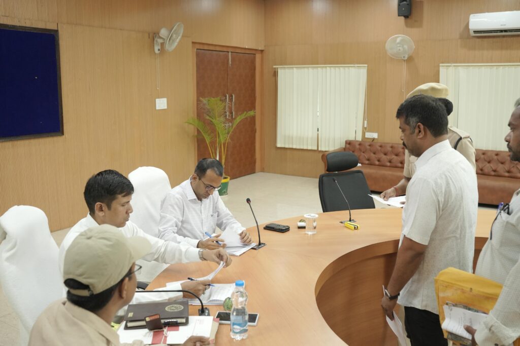 कलेक्टर ने सुनी जनदर्शन में आमनागरिको की फरियाद, कुल 116 आवेदन हुए प्राप्त…