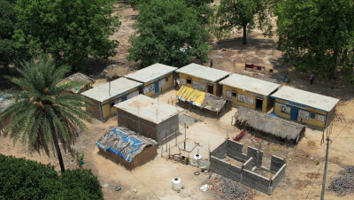 रायपुर : कच्चे घास फूस की झोपडिय़ां अब पक्के मकानों की कालोनी में हुई तब्दील