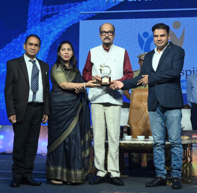 रायपुर : जीवन रक्षक डॉक्टर समाज के सच्चे नायक हैं – श्री डेका