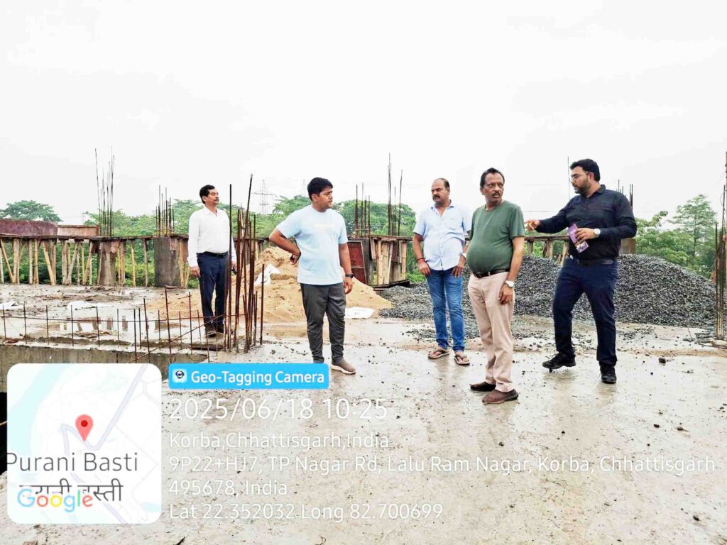 अटल परिसर निर्माण कार्य में तेजी लाकर समयसीमा में कार्य पूरा कराएं, वर्क क्वालिटी का रखें विशेष ध्यान – आयुक्त