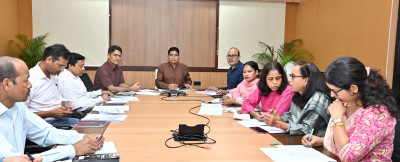 रायपुर : राजस्व प्रकरणों का समय-सीमा में निराकरण नहीं करने वाले अधिकारियों पर होगी अनुशासनात्मक कार्यवाही: राजस्व मंत्री श्री टंकराम वर्मा