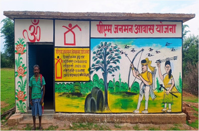 रायपुर : अब सुकून से बीता रहे हैं जीवन बुचू राम : प्रधानमंत्री जनमन आवास योजना से सपना हुआ साकार