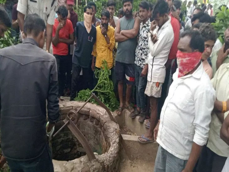 दो अलग-अलग कुएं से महिला और बच्चे के शव बरामद: दोनों के हाथ-पैर बंधे हुए…मिट्टी और पत्थर भी बांधे गए…जांच में जुटी पुलिस…