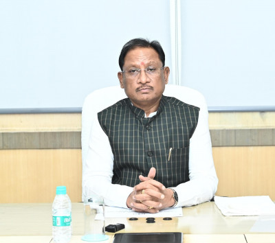 रायपुर : मुख्यमंत्री श्री विष्णु देव साय ने कहा—सड़कों पर विचरण करने वाले निराश्रित पशुओं की प्रभावी रोकथाम सुनिश्चित करें