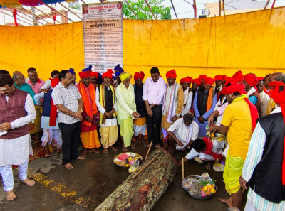 रायपुुर : पाट जात्रा के साथ शुरू हुआ विश्व प्रसिद्ध ऐतिहासिक बस्तर दशहरा