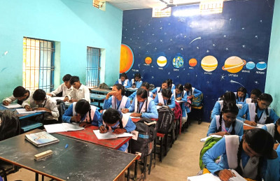 रायपुर : युक्तियुक्तकरण से स्कूलों में लौटी रौनक