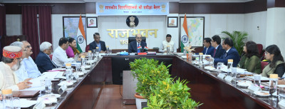 रायपुर : विश्वविद्यालयों एवं कॉलेजों में शैक्षणिक गुणवत्ता बढ़ाने रिक्त पदों पर भर्ती की कार्रवाई प्राथमिकता से करें- राज्यपाल श्री रमेन डेका