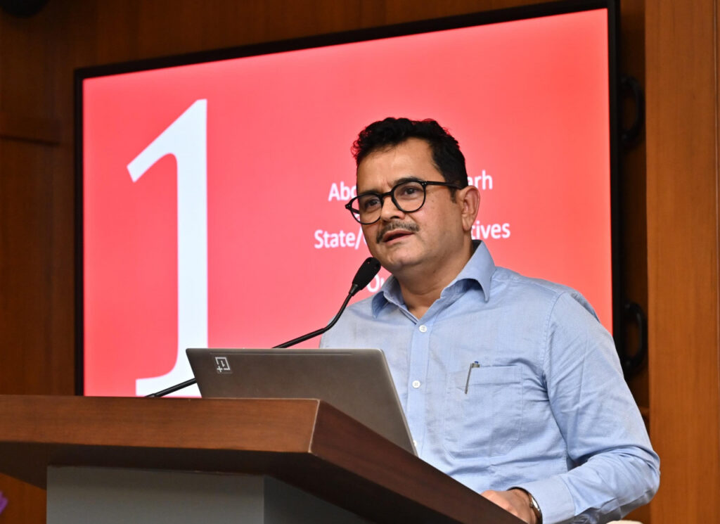 रायपुर : खनिज आधारित उद्योगों से राज्य के विकास को मिलेगी नई गति: खनिज सचिव श्री पी. दयानंद