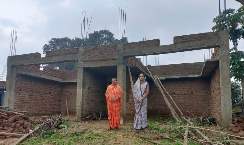 रायपुर : पीएम आवास : सूरजपुर में बन रहे हैं बड़े और सुविधाजनक आवास