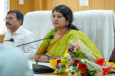 रायपुर : बाल संरक्षण आयोग की अध्यक्ष डॉ. वर्णिका शर्मा का बेमेतरा दौरा