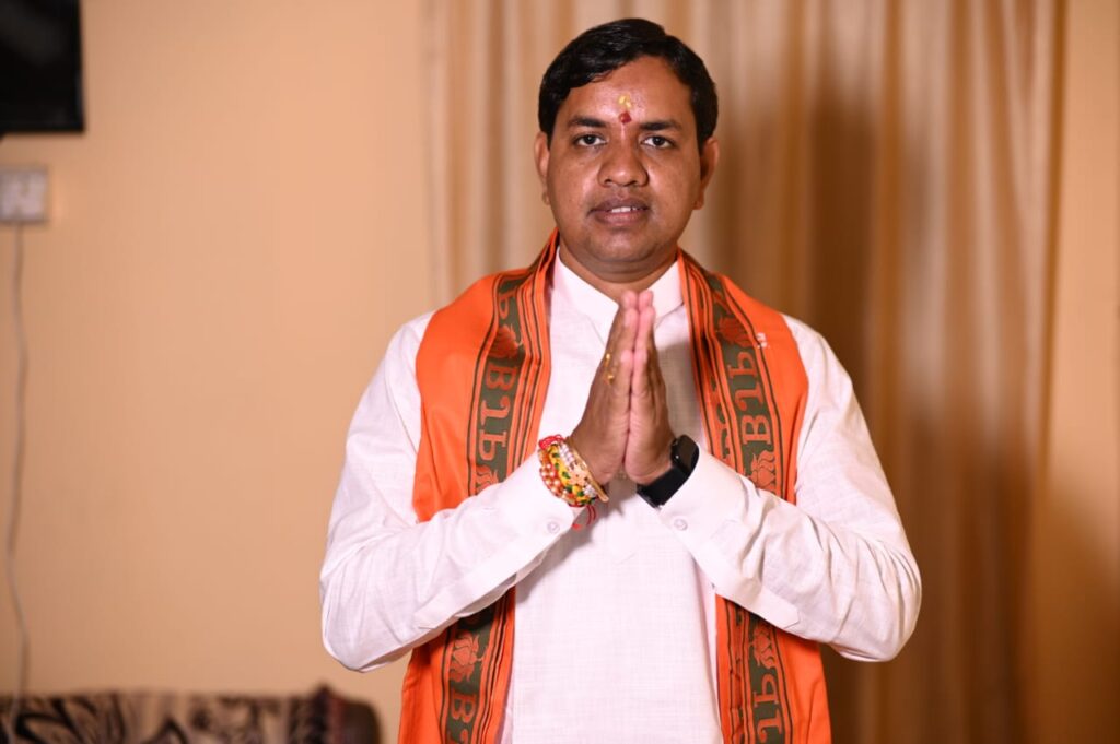 छत्तीसगढ़ी संस्कृति और कृषि परंपरा का प्रतीक है हरेली तिहार : पार्षद एवं भाजयूमो जिला महामंत्री नरेंद्र देवांगन