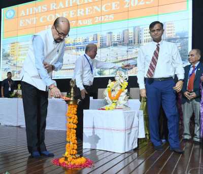 रायपुर : बीमारियों के उपचार में नई तकनीकों की अहम भूमिका-श्री डेका