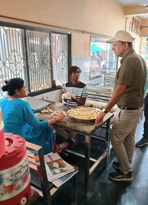 रायपुर : ‘बने खाबो-बने रहिबो’ अभियान में होटलों, ढाबों और स्ट्रीट फूड वेंडर्स की जांच