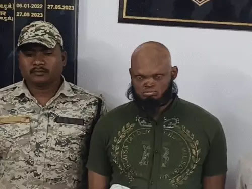 वकील की हत्या की साजिश नाकाम::  जमीन विवाद में चचेरे भाई ने 60 हजार रुपए की दी थी सुपारी…चोरी के मामले में पकड़े गए सुपारी किलर के वॉट्सऐप चैट से मामले का हुआ खुलासा…