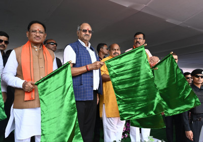 रायपुर : प्रधानमंत्री की विशेष पहल से बस्तर समेत प्रदेश भर में रेल सेवाओं का बढ़ा दायरा : मुख्यमंत्री श्री साय