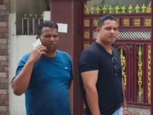 महाविद्यालय के पूर्व खेल अधिकारी के सुने आवास का ताला तोड़कर चोरी…आंगन में खड़ी कार भी चुरा ले गए