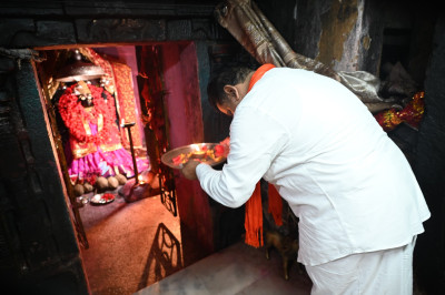 रायपुर : उपमुख्यमंत्री श्री विजय शर्मा ने माँ दंतेश्वरी की पूजा-अर्चना कर प्रदेशवासियों की खुशहाली की कामना की