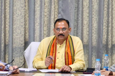 रायपुर : राज्य के सबसे बड़े अस्पताल को मिलेगा नया स्वरूप : स्वास्थ्य मंत्री श्री श्याम बिहारी जायसवाल