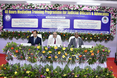 रायपुर : मुख्य न्यायाधिपति श्री न्यायमूर्ति रमेश सिन्हा ने किया 40 घंटे के मध्यस्थता प्रशिक्षण कार्यक्रम का उद्घाटन