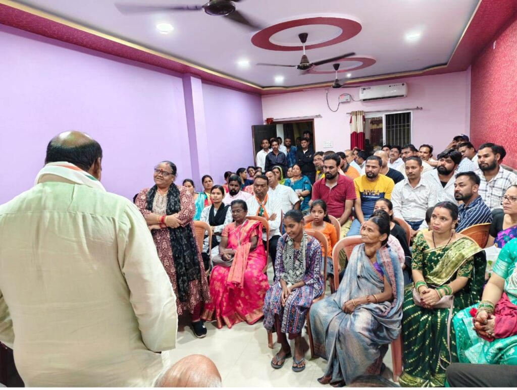 ब्लॉक कांग्रेस कमेटी की बैठक: हमारी पार्टी को और अधिक ताकतवर बनाने के लिए हमें जमीनी स्तर पर संगठनात्मक ढांचे को सुदृढ़ करना होगा : जयसिंह अग्रवाल