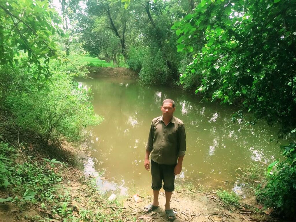 रायपुर : मनरेगा से डबरी निर्माण से बदली संतोष की किस्मत