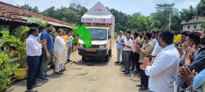 रायपुर : विधायक श्रीमती गोमती साय ने सूर्य घर मुफ्त बिजली योजना के प्रचार-प्रसार रथ को हरी झण्डी दिखाकर किया रवाना