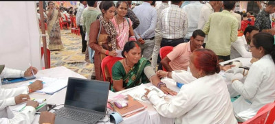 रायपुर : प्रदेश में ‘स्वस्थ नारी, सशक्त परिवार अभियान’ अंतर्गत अब तक कुल 3.98 लाख लोगों की कि गई स्वास्थ्य जांच व उपचार