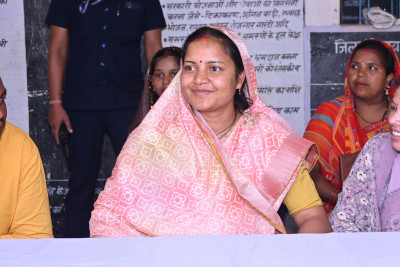 रायपुर : महिला एवं बाल विकास मंत्री श्रीमती राजवाड़े संबलपुर में करमा तिहार उत्सव में शामिल हुईं