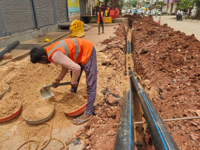 रायपुर : बस्तर दशहरा : रथ परिक्रमा पथ पर अंडरग्राउंड वायरिंग का कार्य तेज, 5.19 करोड़ की लागत से हो रहा निर्माण