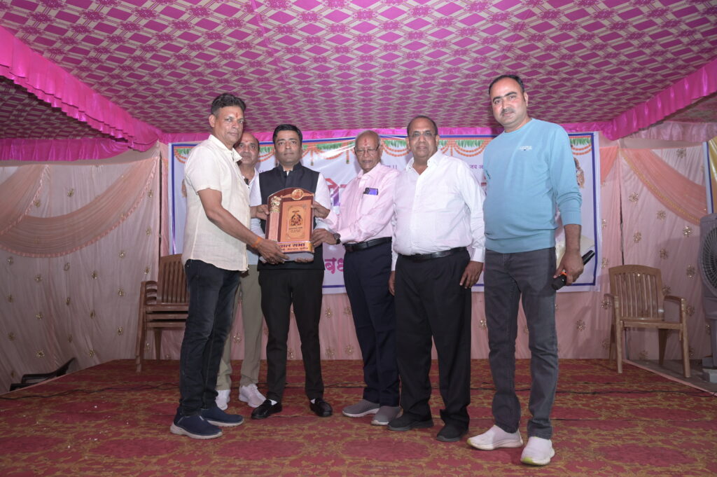 महाराजा अग्रसेन जी स्वयं के लिए नहीं वरन औरों के लिए जीये, मानवता के लिए अग्रसेन जी ने अपना पूरा जीवन न्यौछावर कर दिया – राकेश जालान