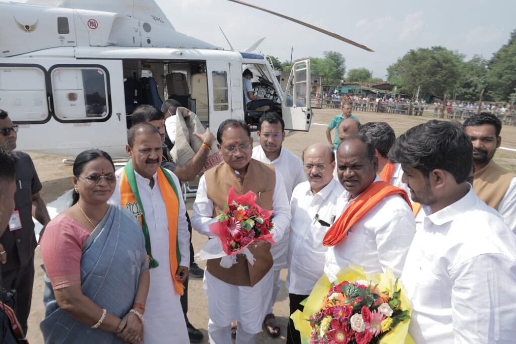 मुख्यमंत्री श्री विष्णुदेव साय का कटघोरा में आत्मीय स्वागत