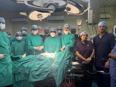 रायपुर : हृदय के पास छिपा था कैंसर, डॉक्टरों ने ढूंढकर किया ऑपरेशन, दी नई ज़िंदगी