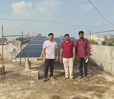 रायपुर : सूरज की रोशनी से जगमगाया प्रेम का घर