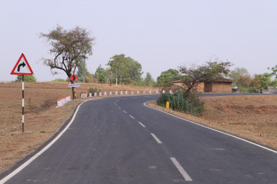 रायपुर : राज्योत्सव पर विशेष लेख : छत्तीसगढ़ में गांव-गांव बिछा सड़कों का जाल