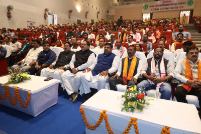 रायपुर : जनजातीय गौरव दिवस पर रायगढ़ में संस्कृति, परंपरा और अस्मिता का भव्य उत्सव