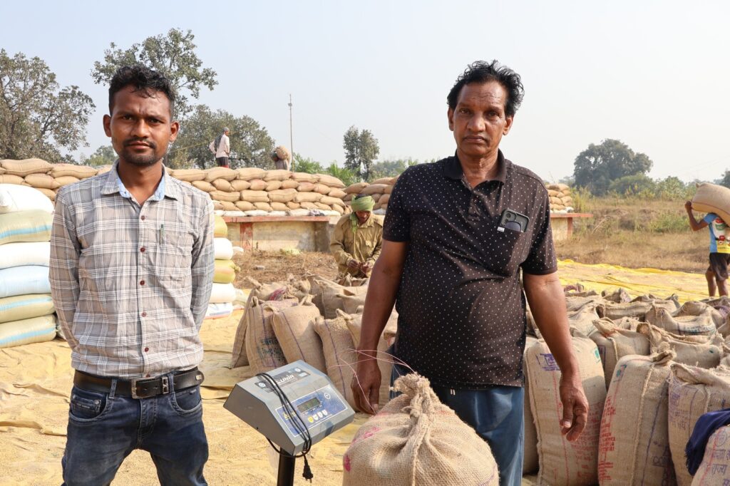 उचित मूल्य और सुगम प्रक्रिया ने बढ़ाया किसान छोटे लाल का विश्वास