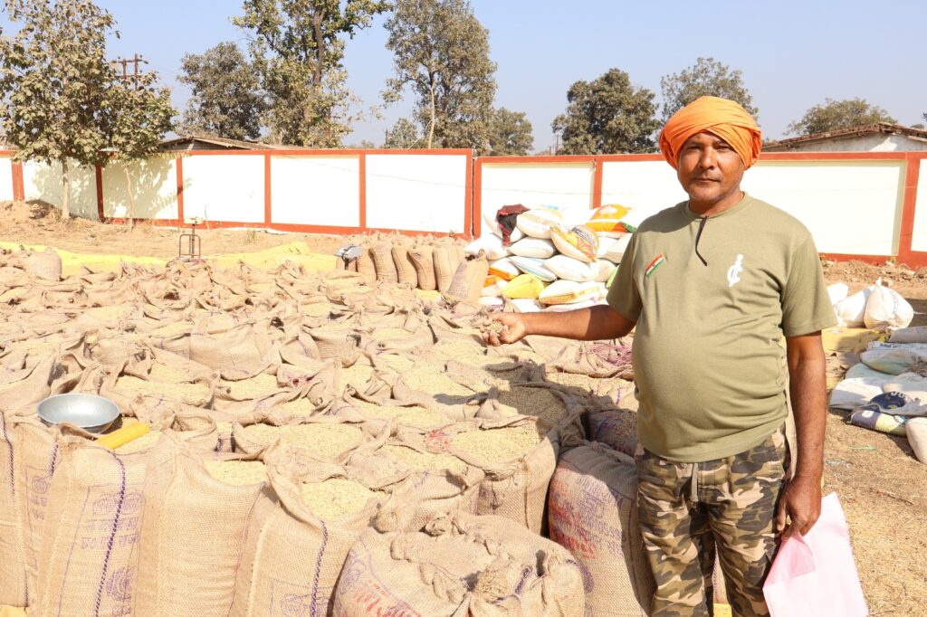 टोकन तुंहर हाथ से किसानों को राहत, धान उपार्जन केंद्र में किसानों को नहीं होती परेशानी