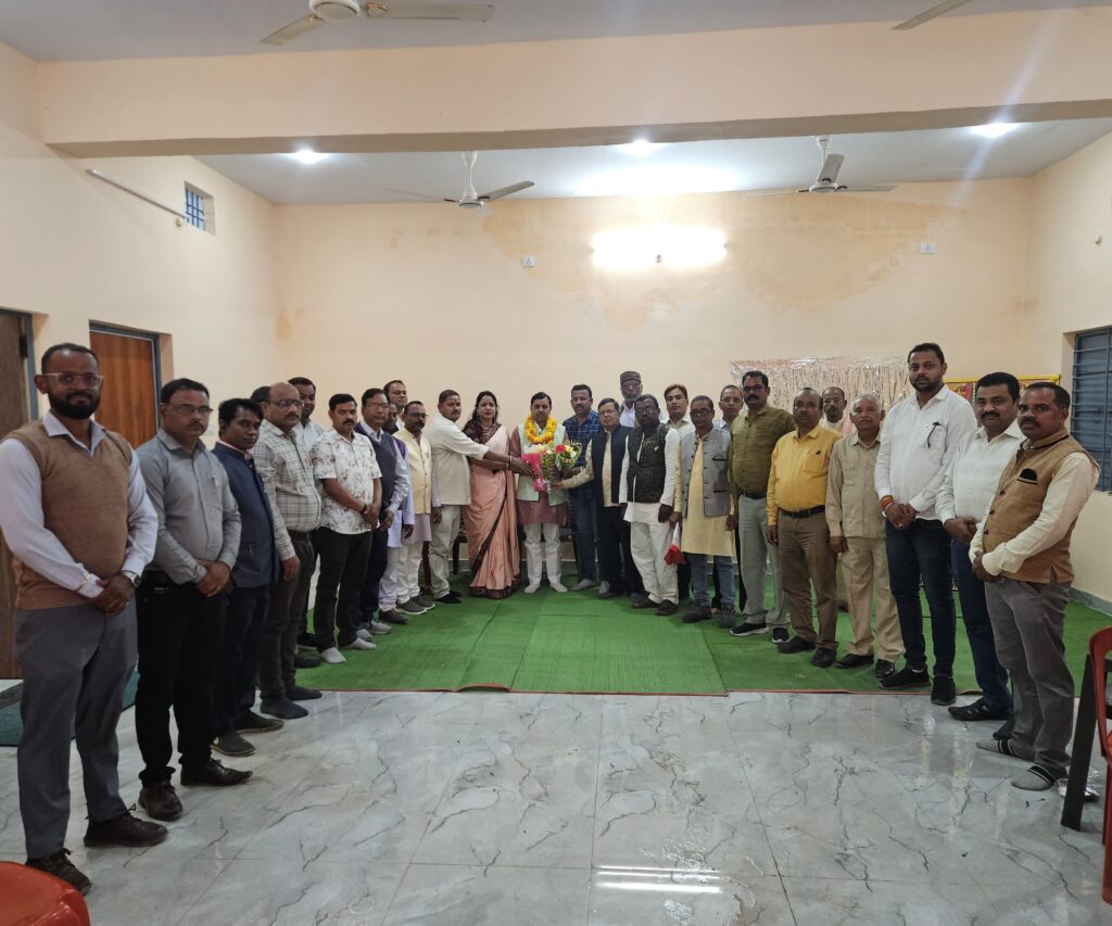 देवांगन कल्याण समाज कोरबा ने किया नवयुक्त बुनकर प्रकोष्ठ प्रदेश सह संयोजक नरेंद्र देवांगन का सम्मान – समाज की एकता का अद्भुत संगम