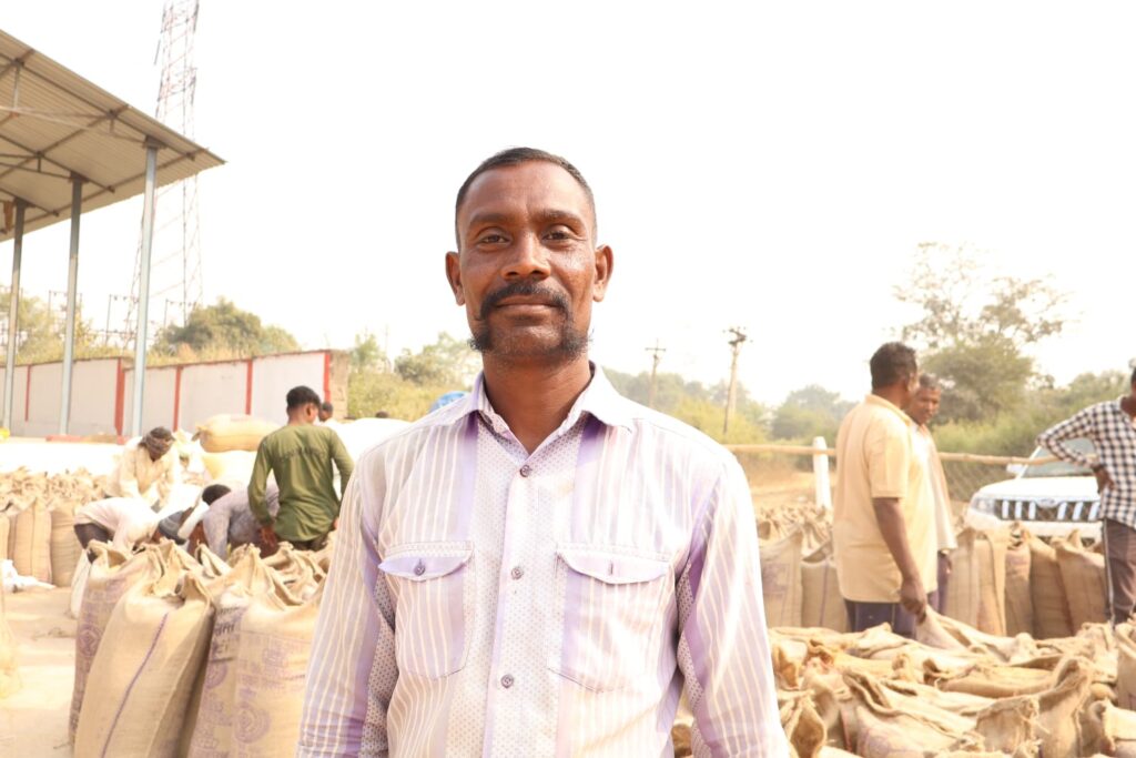 छत्तीसगढ़ शासन की किसान-केन्द्रित नीतियों से धान खरीदी व्यवस्था हुई सुदृढ़