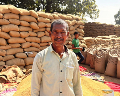 रायपुर : सुविधाजनक रहा धान का उपार्जन, सरकार की सुगम व्यवस्था का मिल रहा लाभ : किसान धनराज