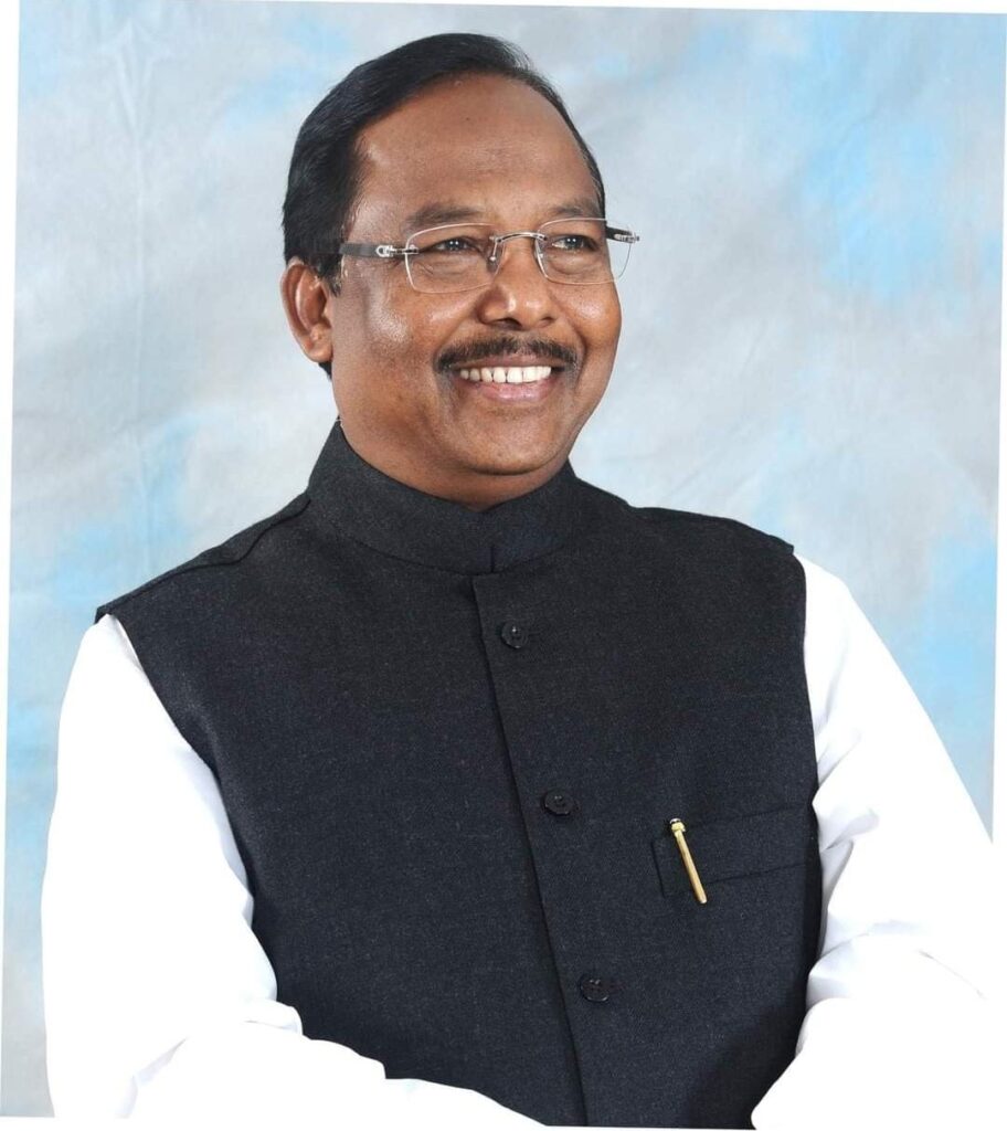 रायपुर : किसानों, गरीबों और कमजोर वर्गों के विकास के लिए मील का पत्थर साबित होगा बजट ‘‘संकल्प’’: मंत्री श्री राम विचार नेताम