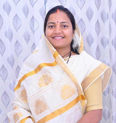 रायपुर : रंगों में घुले प्रेम और सौहार्द का त्योहार है होली : मंत्री श्रीमती लक्ष्मी राजवाड़े ने दी होली की शुभकामनाएँ