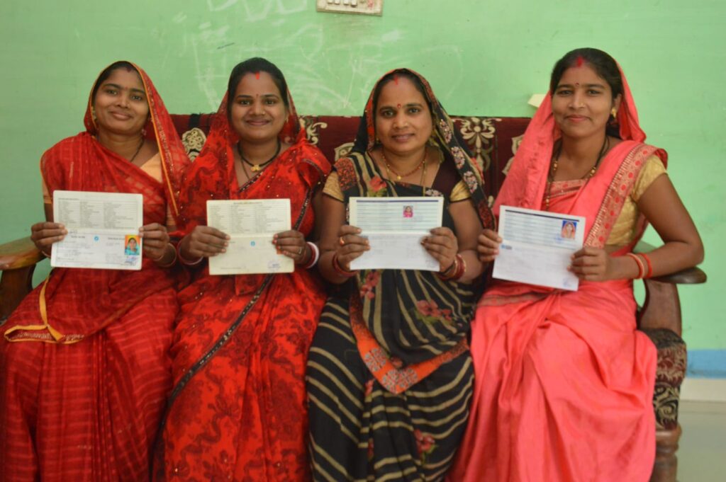महतारी वंदन योजना से महंत परिवार की महिलाओं को मिली आत्मनिर्भरता की नई राह