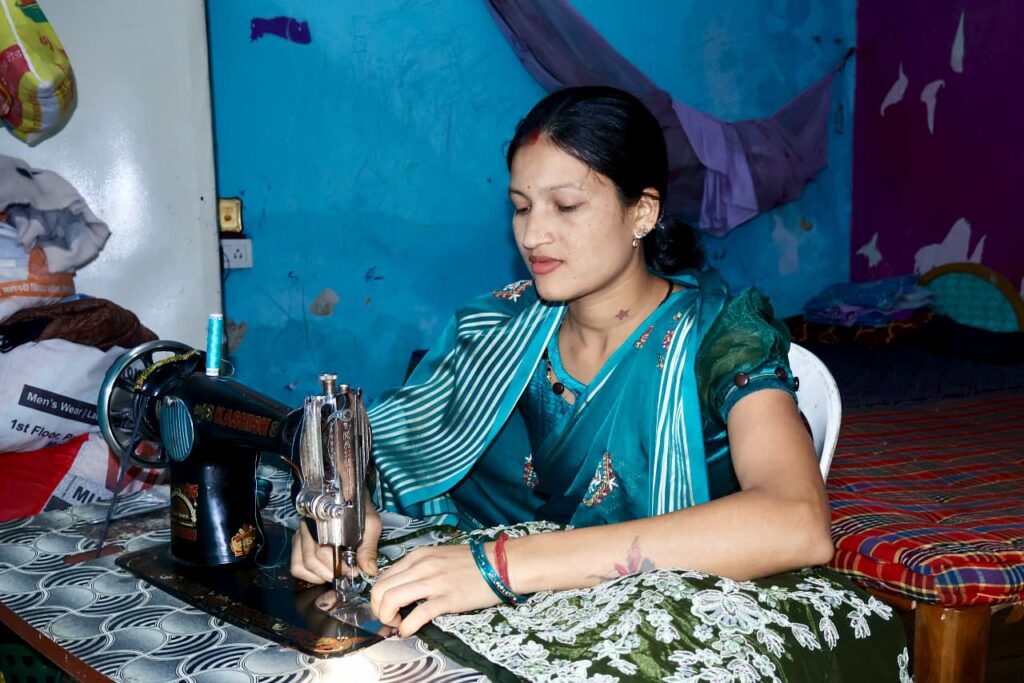 महतारी वंदन योजनाः मातृशक्ति के हाथों से संवर रहा बेटियों का भविष्य’..’आर्थिक सहायता से बढ़ रहा आत्मनिर्भरता का भरोसा’