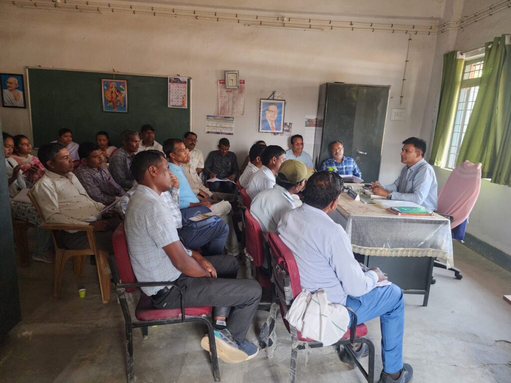 स्थानीय वार्षिक परीक्षा की समुचित तैयारी के लिए संकुल स्तरीय बैठक सम्पन्न