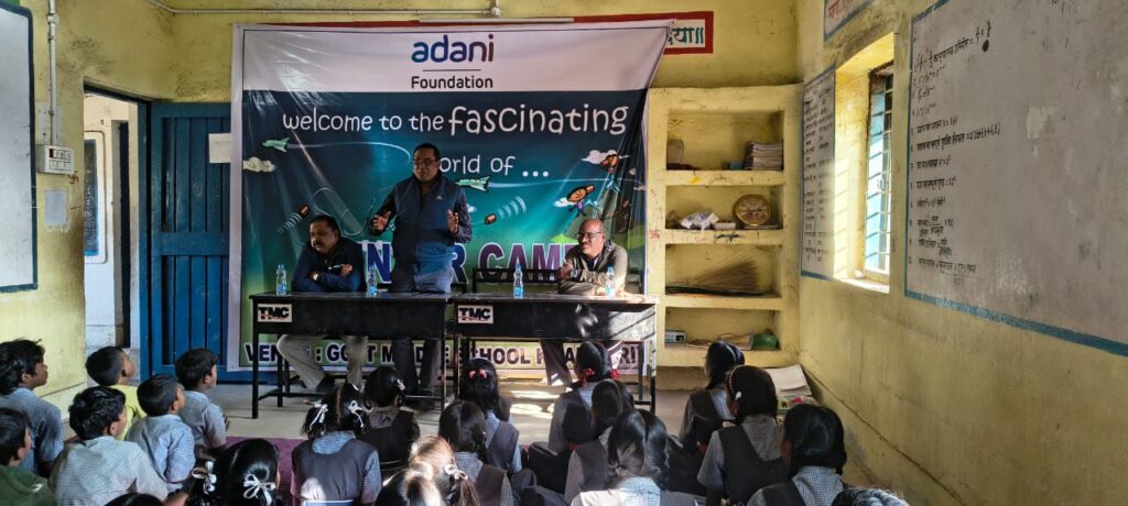 राष्ट्रीय विज्ञान दिवस पर विज्ञान शिक्षा को नया प्रोत्साहन..साइंस ऑन व्हील्स’ से 14 गाँवों के 980 छात्र लाभान्वित